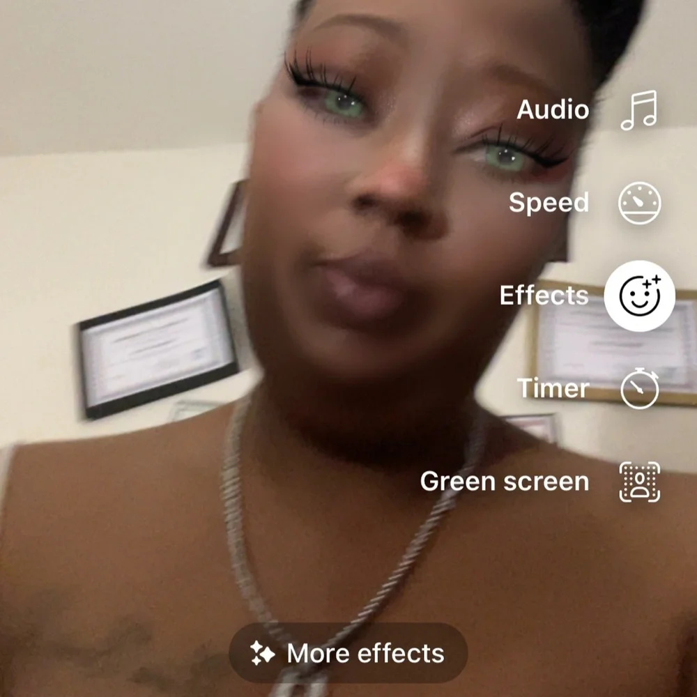 Modeling - Picture 4 of 11